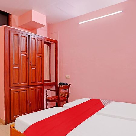 Hotel O Safa Inn Trippapur Esterno foto