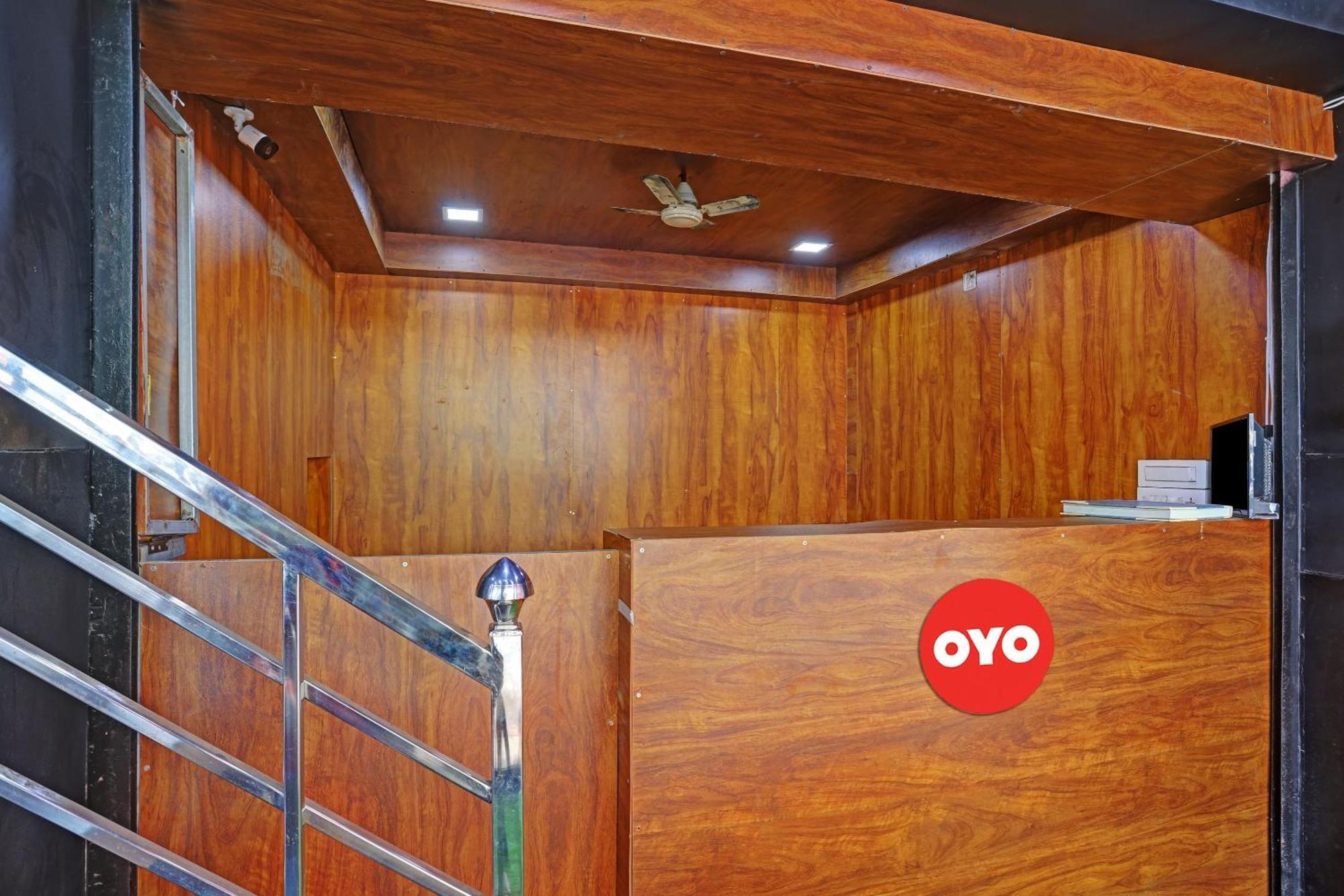 Hotel O Safa Inn Trippapur Esterno foto