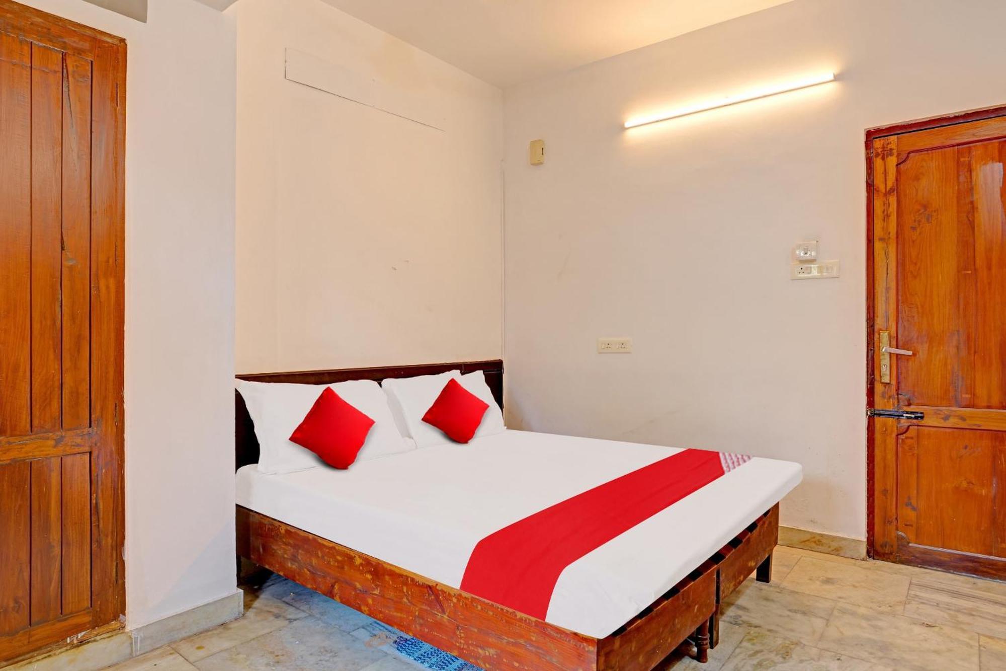 Hotel O Safa Inn Trippapur Esterno foto